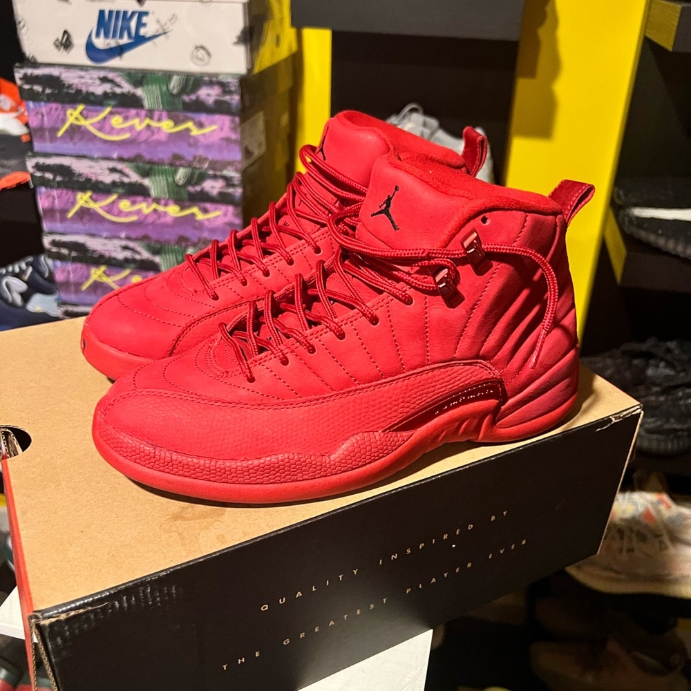 Jordan 12 Gym Red - Picture 2 of 8